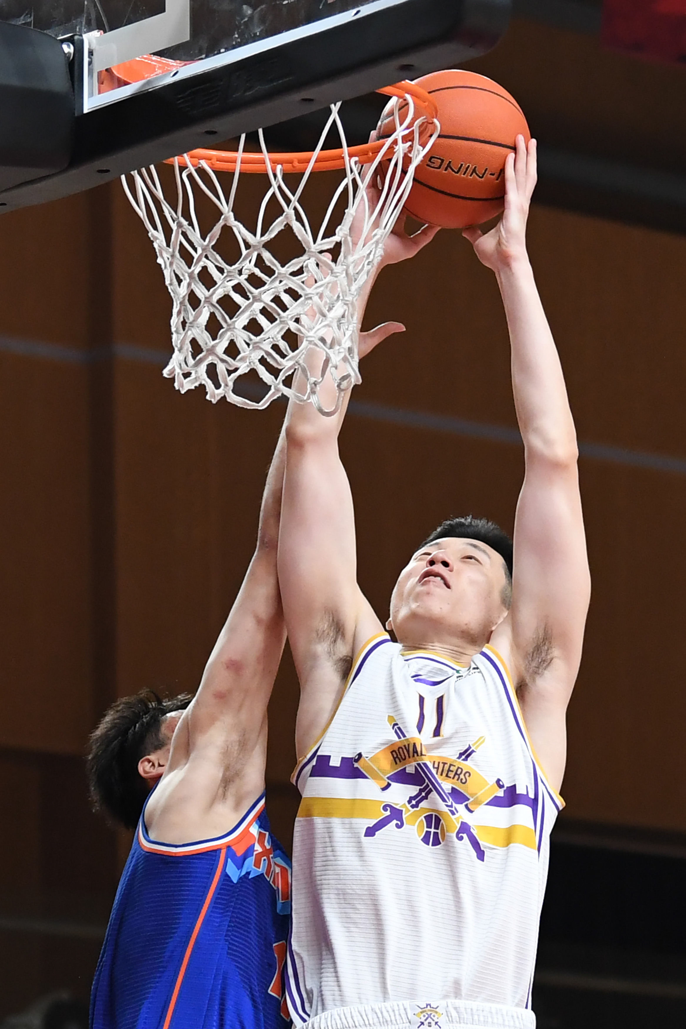 题与湖人的 题与湖人的