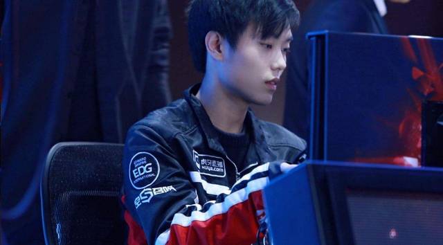 已有不少双 已有不少双