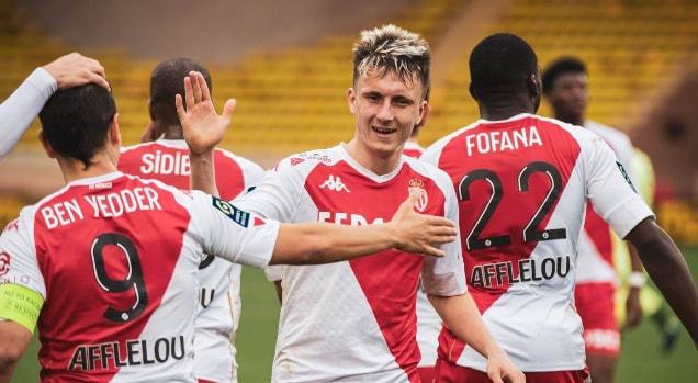 是一个残酷 是一个残酷