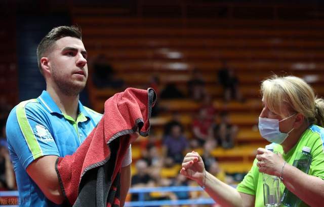 格林中的一 格林中的一